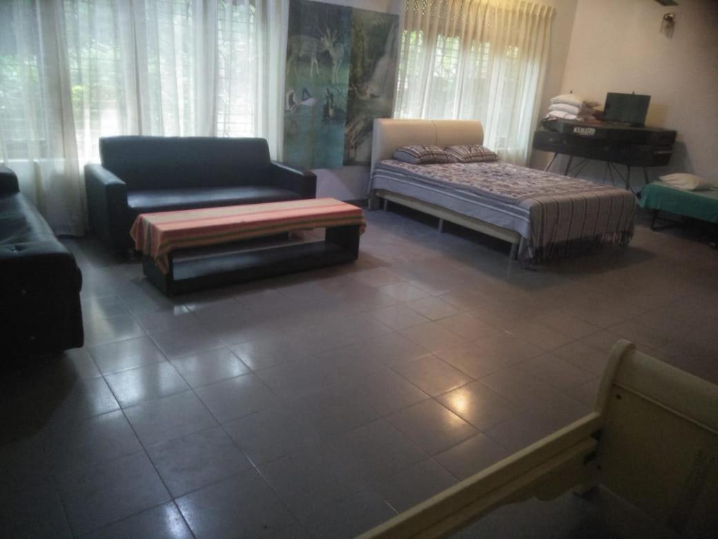 P&B Guest Villa Anuradhapura Kültér fotó